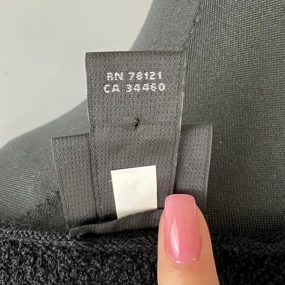 EILEEN FISHER Black Textured Knit Scoop Neck Sleeveless Wide Strap Tank Top M - Picture 6 of 6